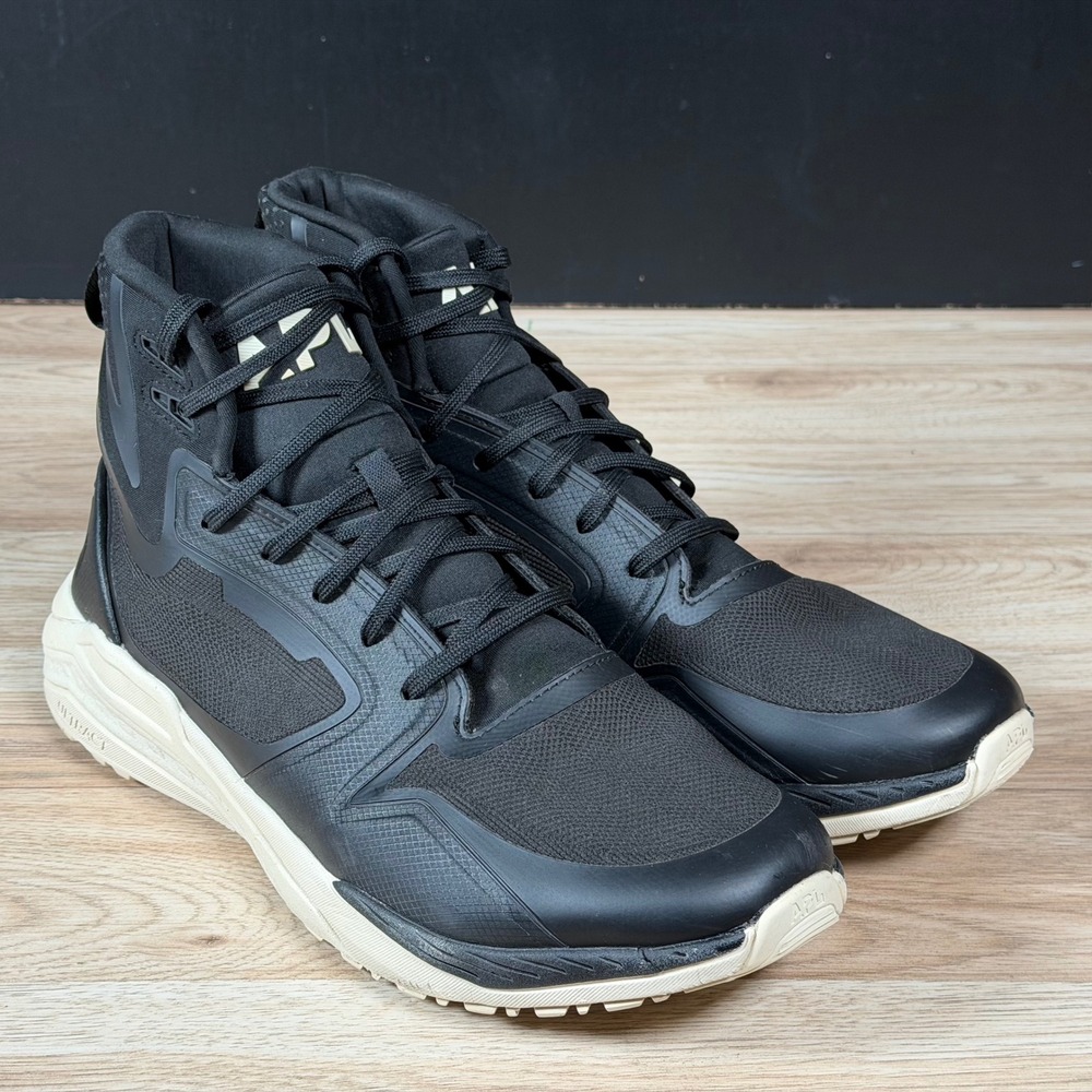 APL Shoes Mens Size 11 Black White TechLoom Defender Athletic Casual Sneakers